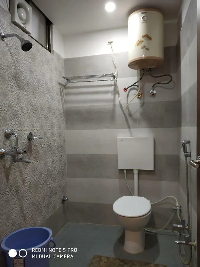 Hotel Aadesh Palace Varanasi